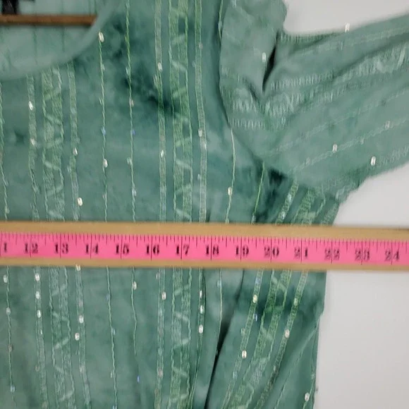 Sami & Jo Green Sequin Embellished Twist Front Blouse Womens Size 1X Plus Top - Picture 13 of 14